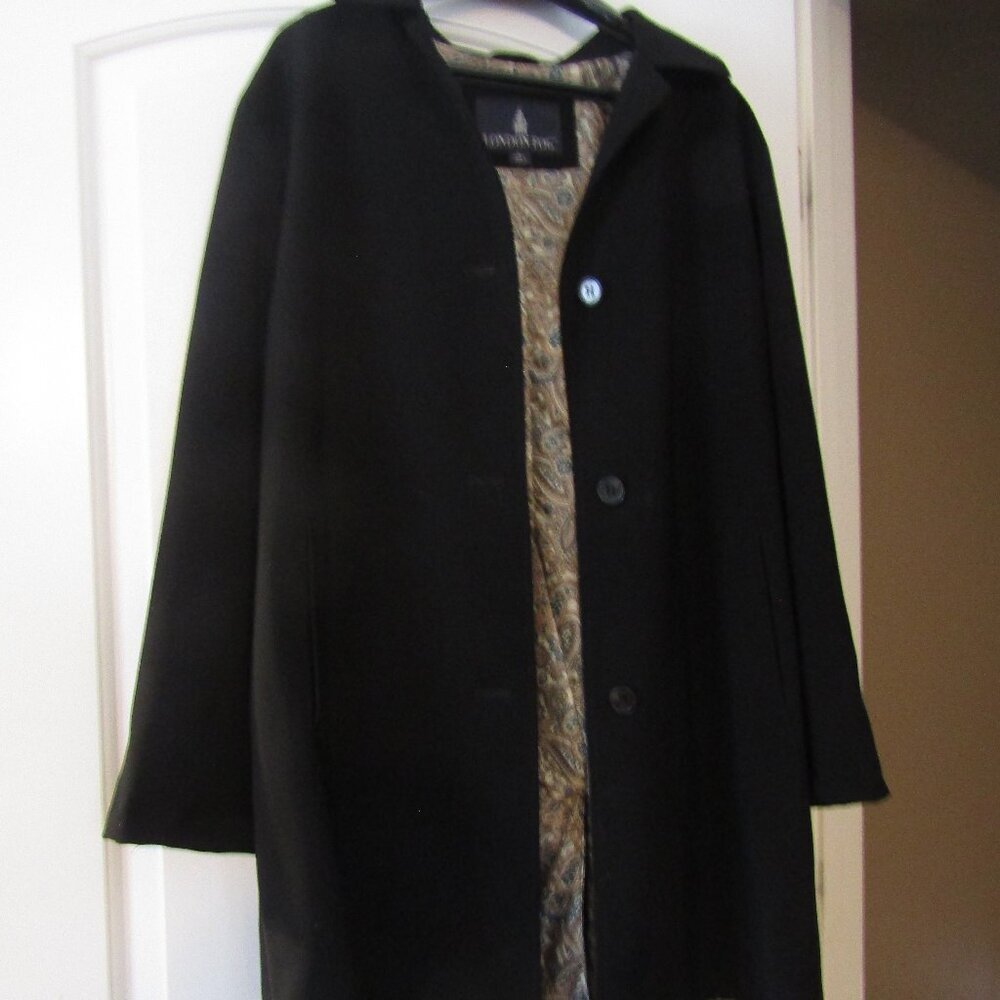 Woman's Black LONDON FOG COAT Size Large Petite Paisley Lining 100% Polyester